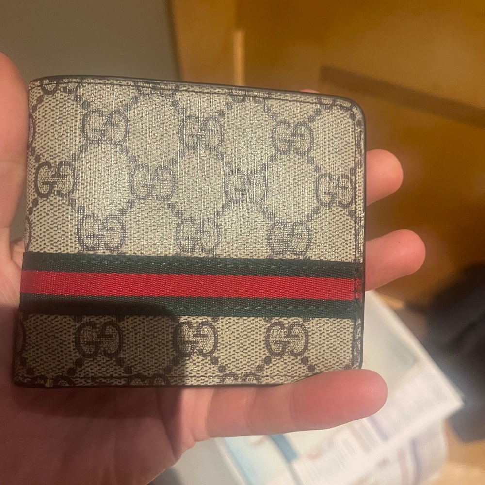 Gucci wallet brand new